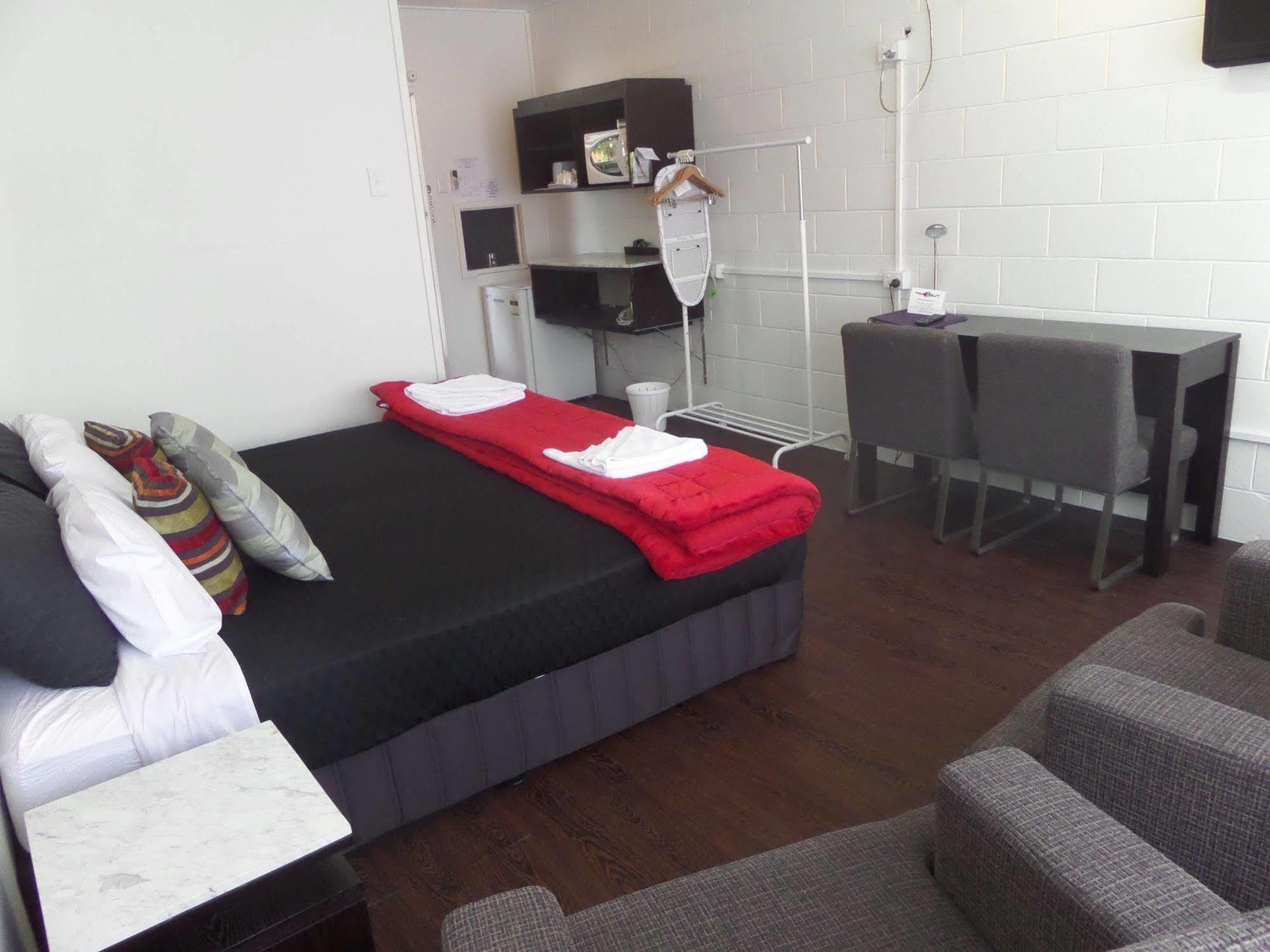 Motel Oasis Kingaroy Exterior photo